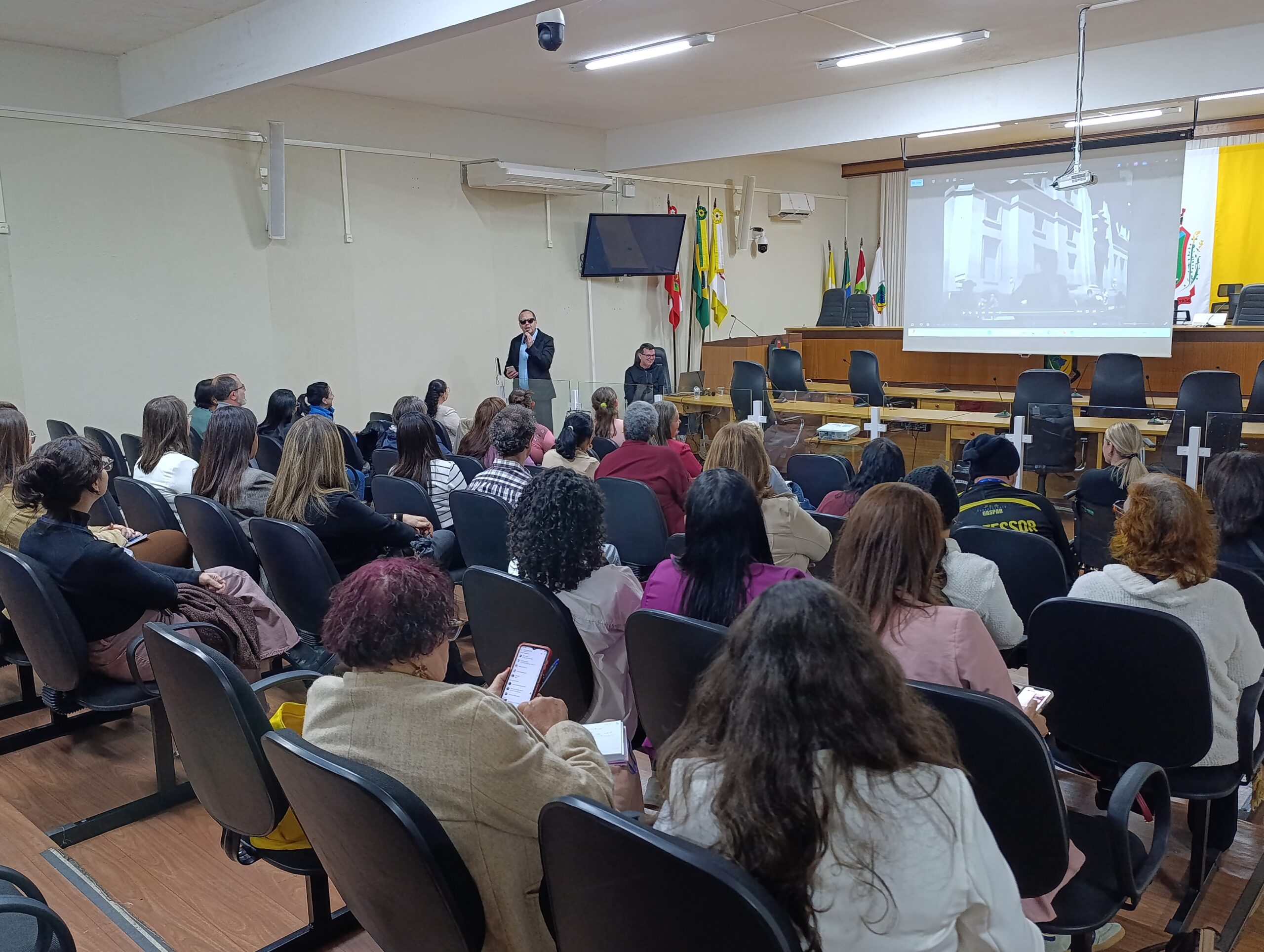 Secretaria de Assistência Social promove Mostra de Boas Práticas e apresenta Plano de Contingência